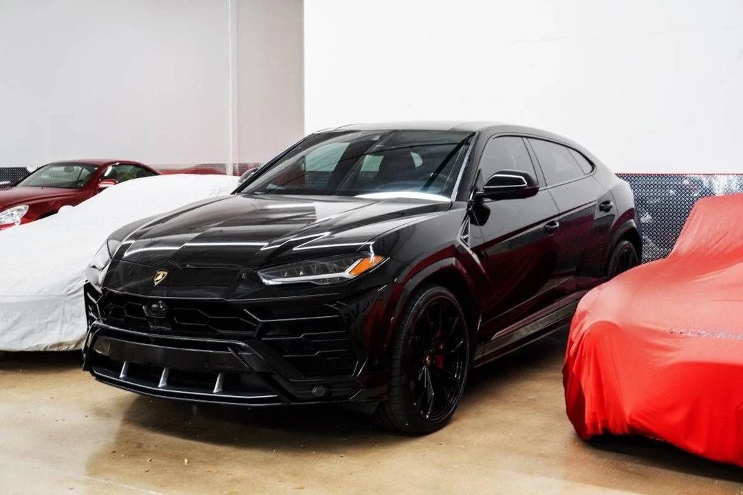 2020 Lamborghini Urus - Image 3 of 10