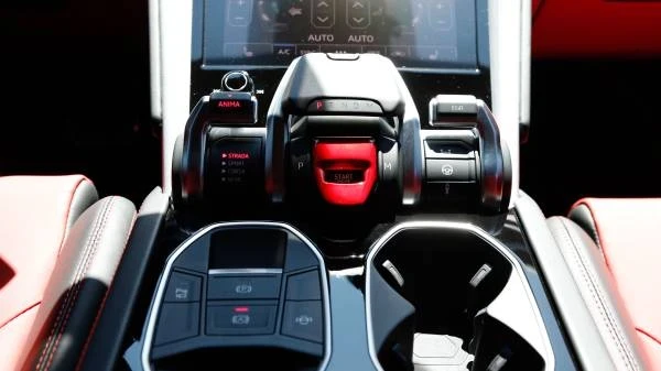 2020 Lamborghini Urus - Image 20 of 21