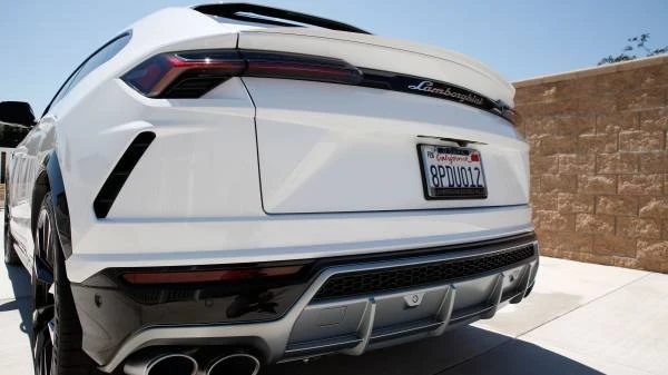 2020 Lamborghini Urus - Image 6 of 21