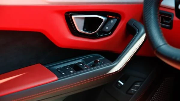 2020 Lamborghini Urus - Image 14 of 21