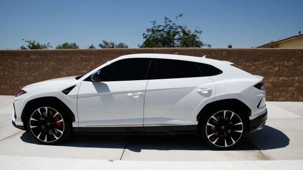 2020 Lamborghini Urus - Image 4 of 21