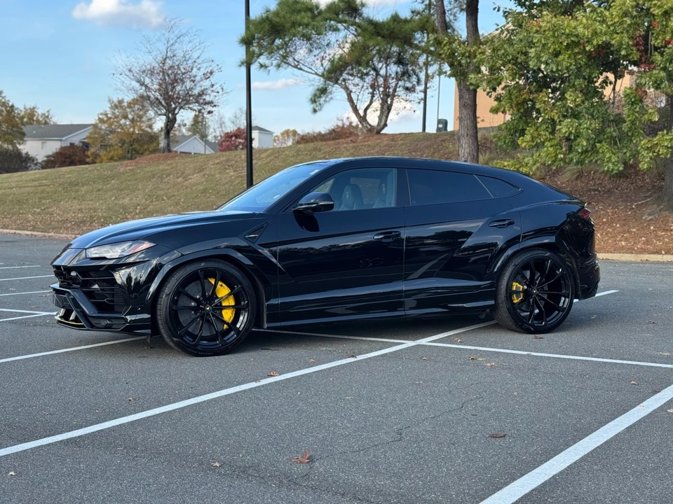 2020 Lamborghini Urus - Image 5 of 12