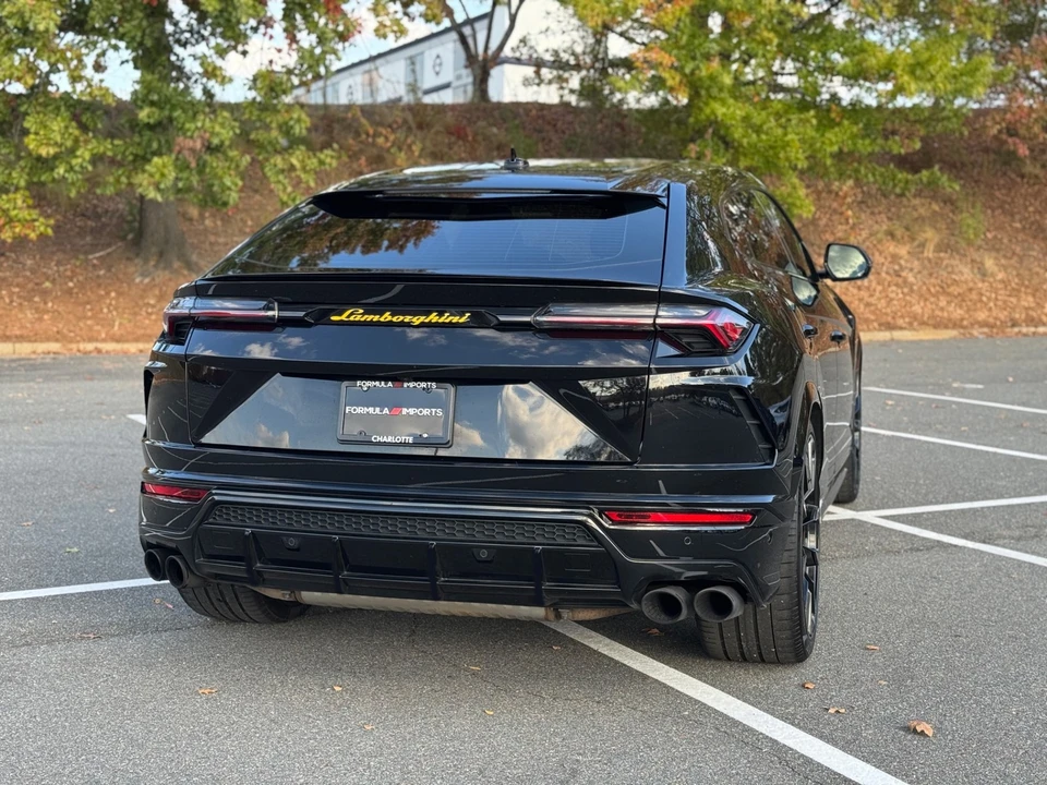 2020 Lamborghini Urus - Image 11 of 12
