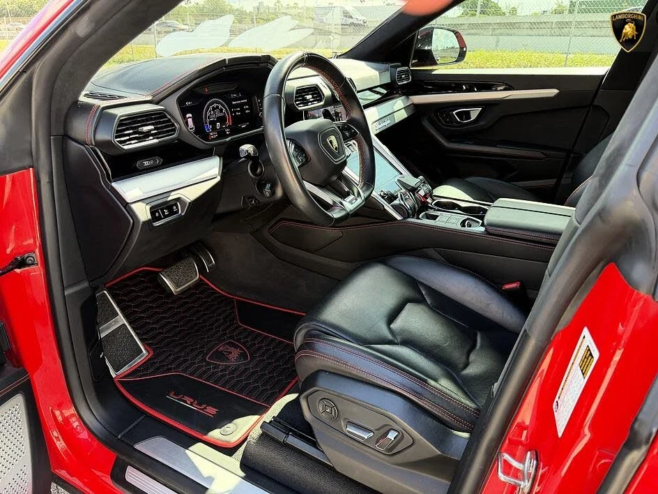 2020 Lamborghini Urus - Image 30 of 31