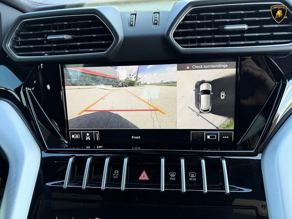 2020 Lamborghini Urus - Image 13 of 31