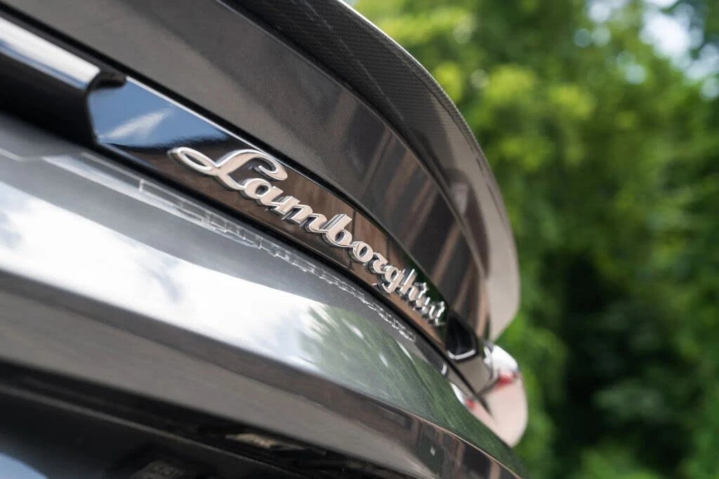 2020 Lamborghini Urus - Image 16 of 31