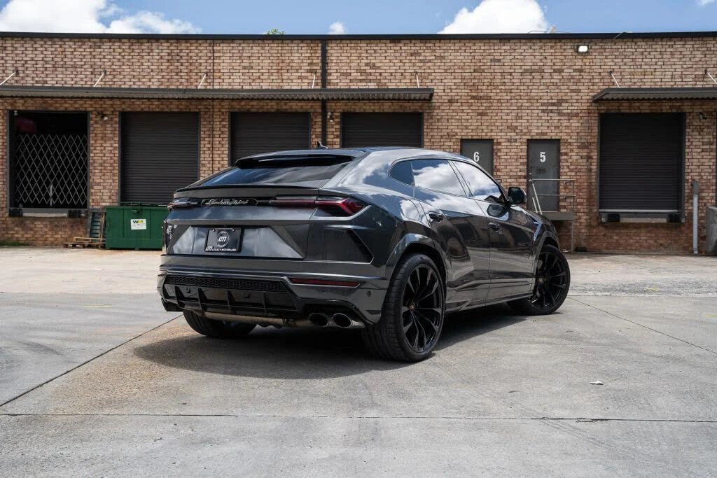 2020 Lamborghini Urus - Image 3 of 31