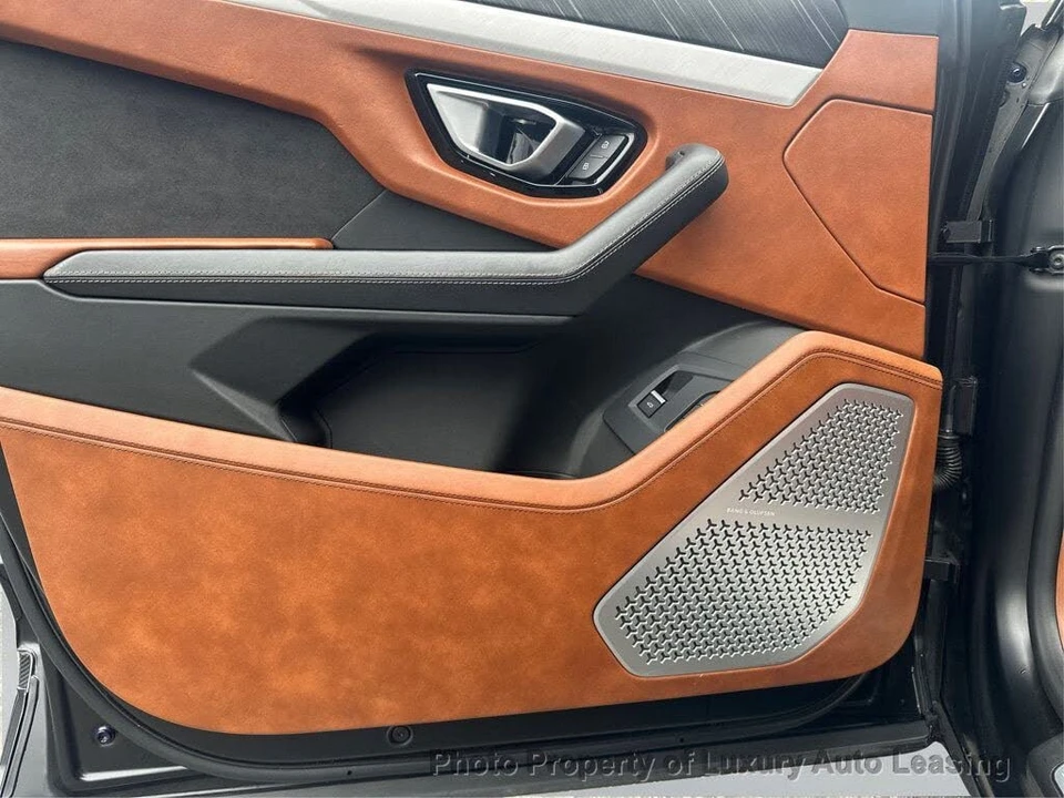2020 Lamborghini Urus - Image 20 of 23