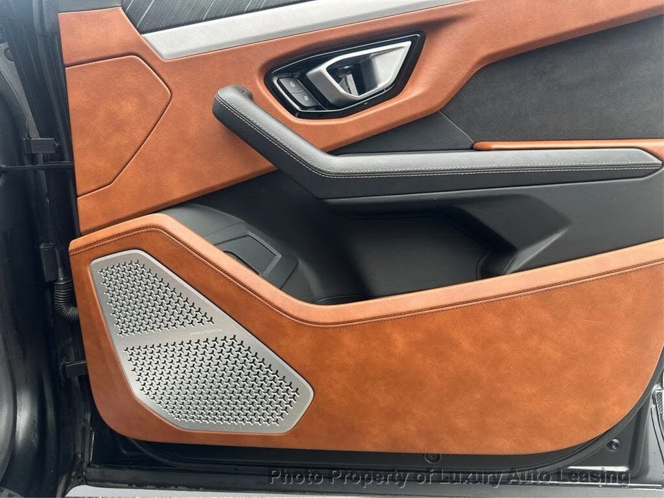 2020 Lamborghini Urus - Image 21 of 23