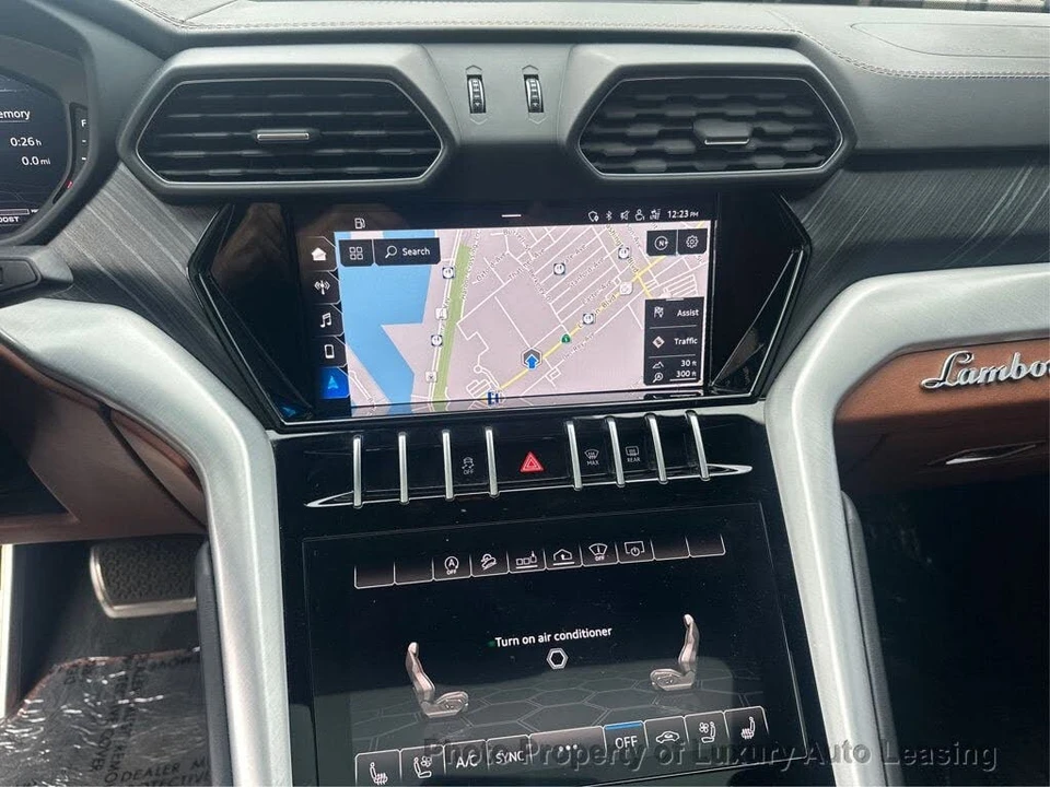 2020 Lamborghini Urus - Image 18 of 23