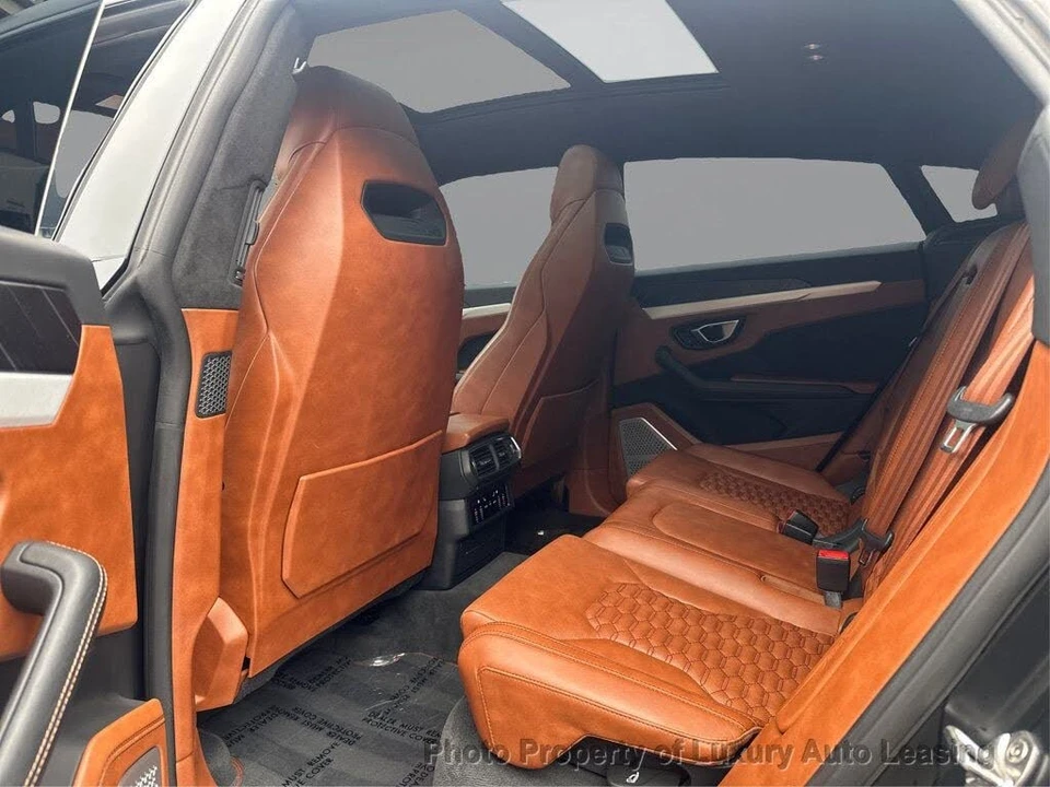 2020 Lamborghini Urus - Image 10 of 23