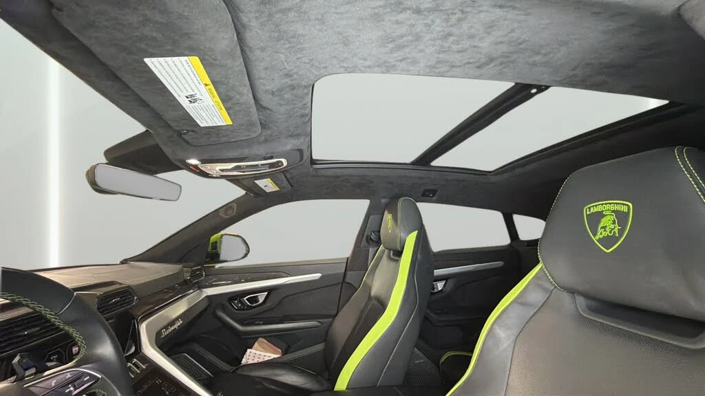 2020 Lamborghini Urus - Image 31 of 31