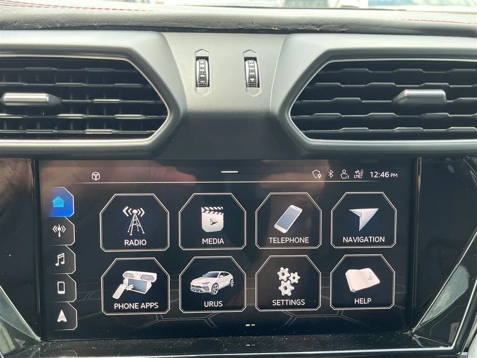 2020 Lamborghini Urus - Image 29 of 31
