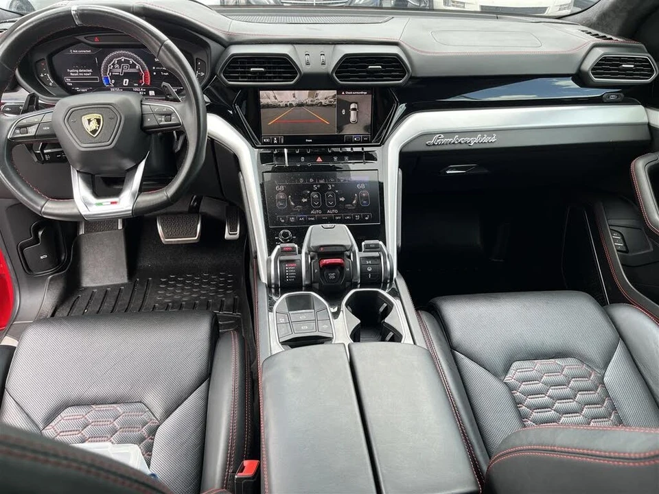 2020 Lamborghini Urus - Image 14 of 31