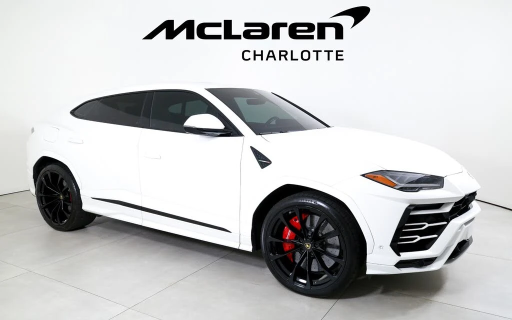 2020 Lamborghini Urus - Image 2 of 31