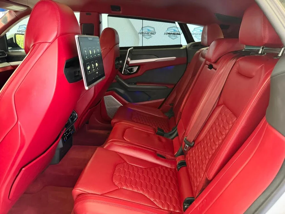 2020 Lamborghini Urus - Image 22 of 31