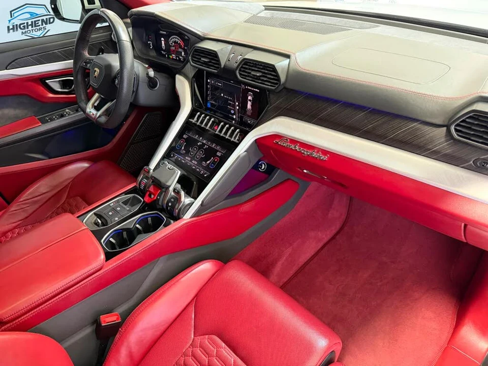 2020 Lamborghini Urus - Image 30 of 31