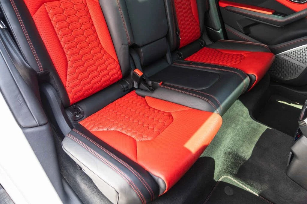 2020 Lamborghini Urus - Image 28 of 31