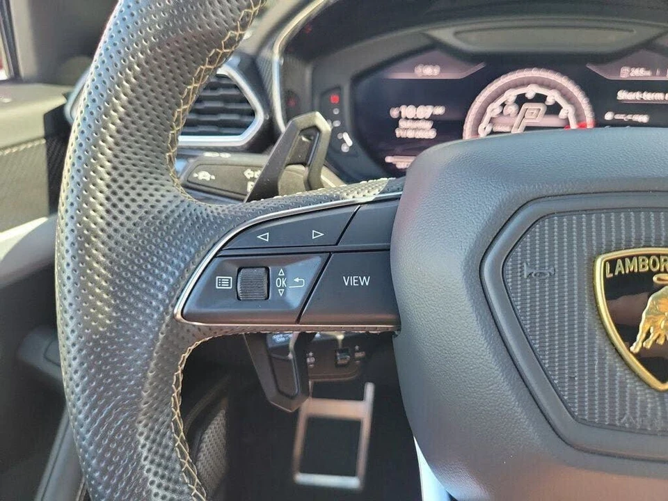 2020 Lamborghini Urus - Image 20 of 28