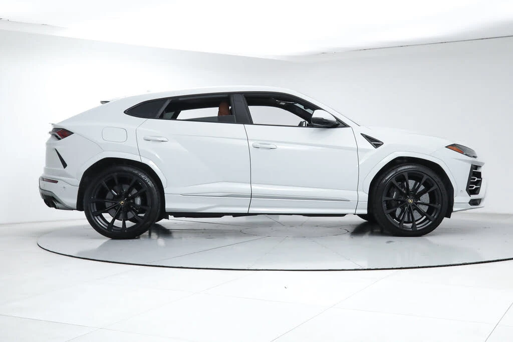 2020 Lamborghini Urus - Image 6 of 31