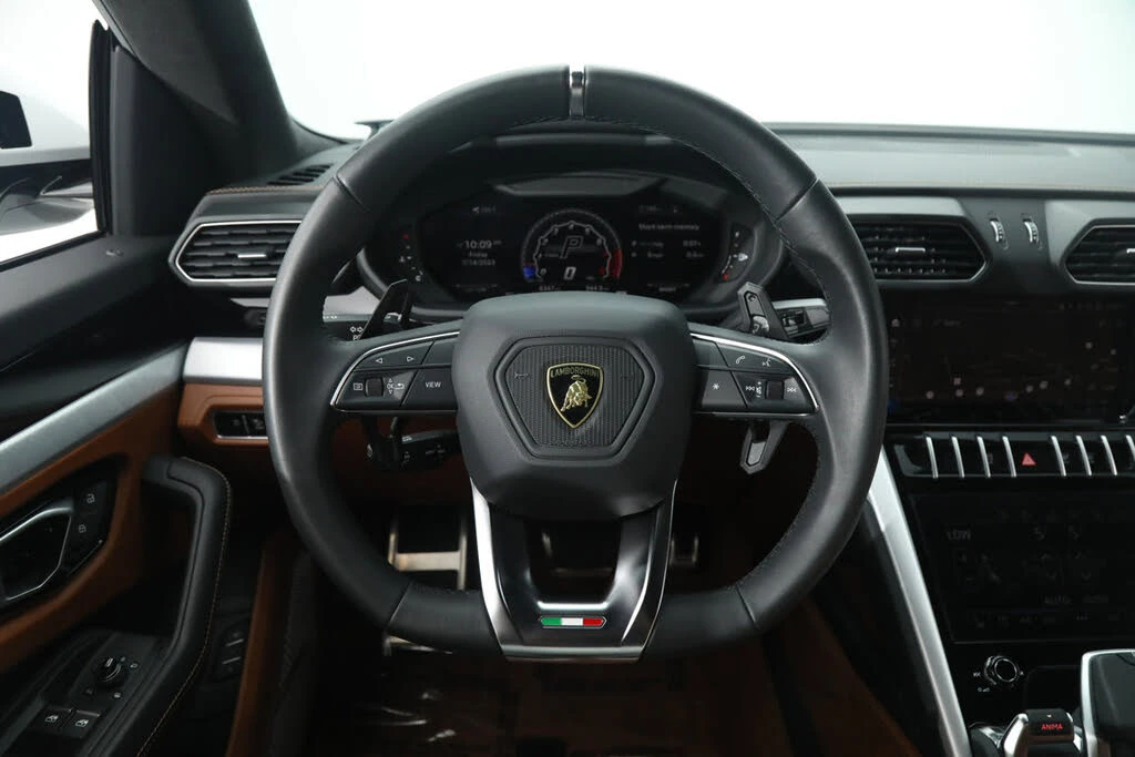 2020 Lamborghini Urus - Image 20 of 31