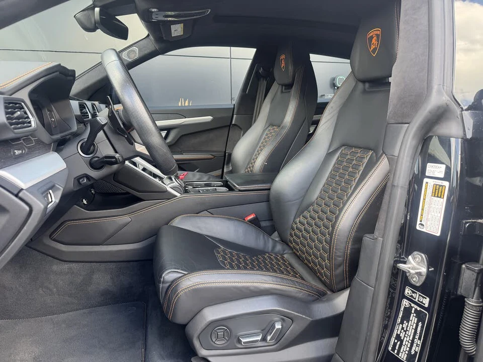 2020 Lamborghini Urus - Image 9 of 14