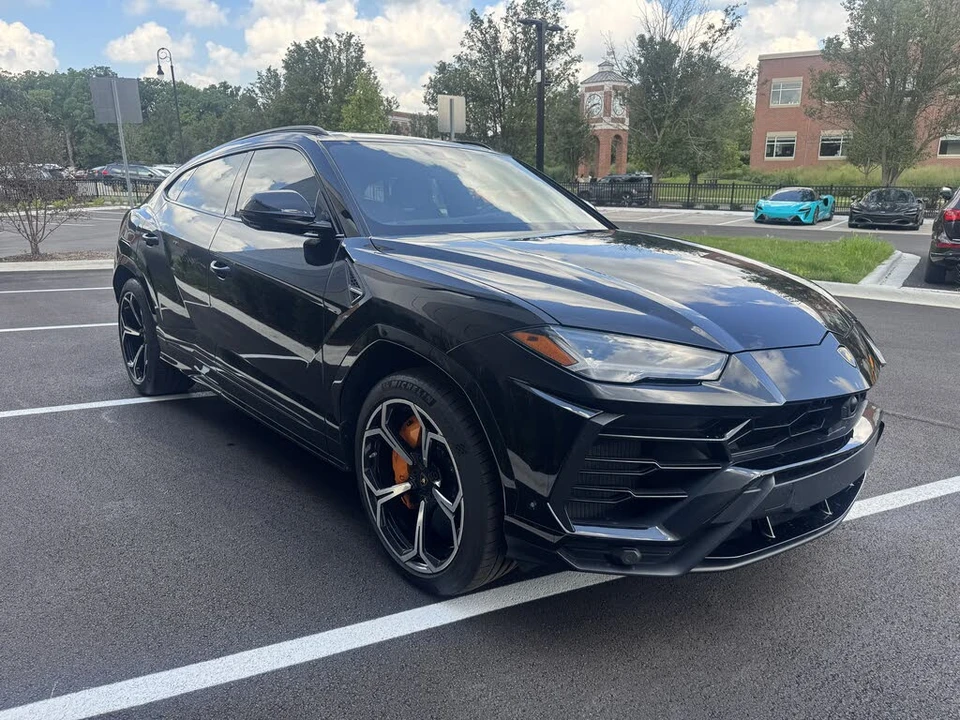 2020 Lamborghini Urus - Image 7 of 14