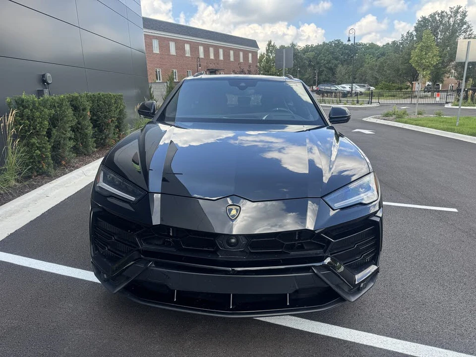 2020 Lamborghini Urus - Image 8 of 14