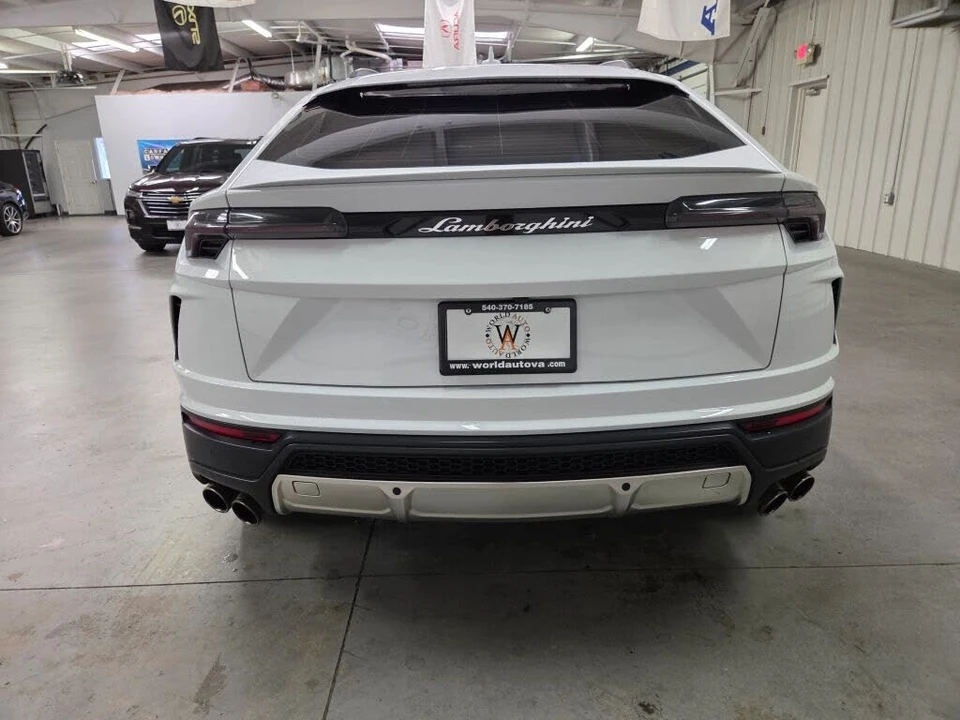 2020 Lamborghini Urus - Image 6 of 31