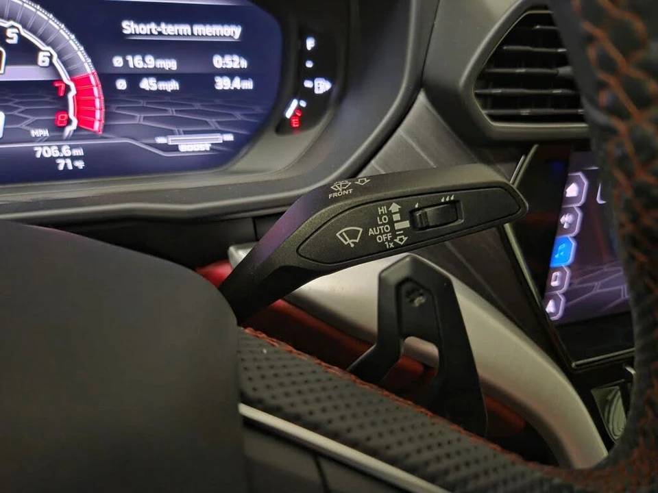 2020 Lamborghini Urus - Image 22 of 31