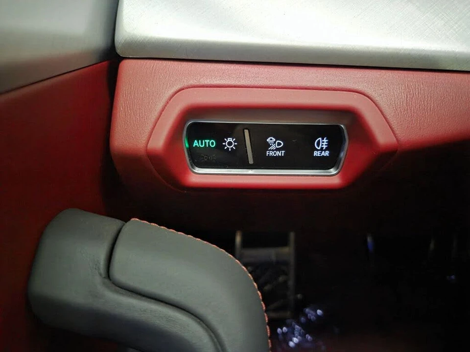 2020 Lamborghini Urus - Image 26 of 31