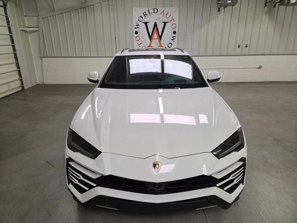 2020 Lamborghini Urus - Image 12 of 31