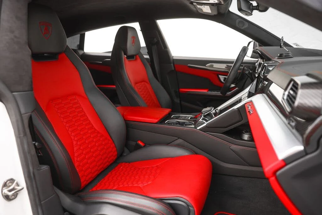 2020 Lamborghini Urus - Image 24 of 31