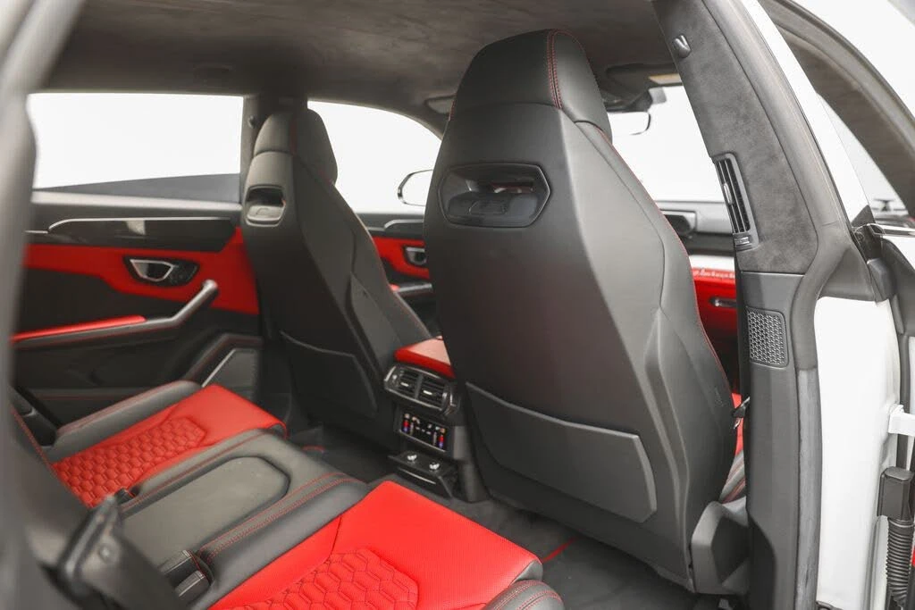 2020 Lamborghini Urus - Image 30 of 31