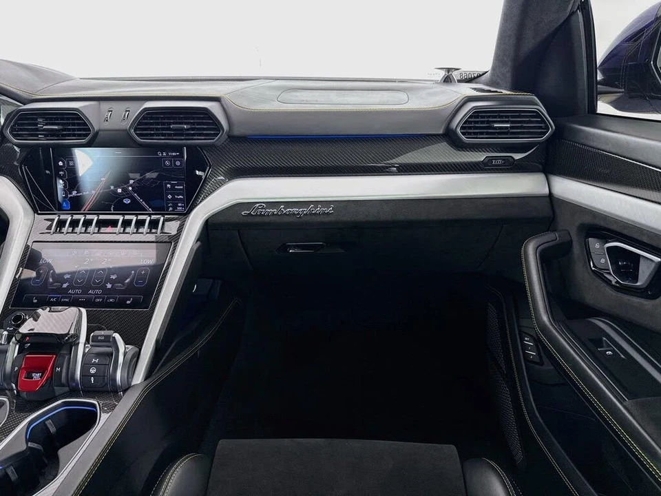 2020 Lamborghini Urus - Image 31 of 31