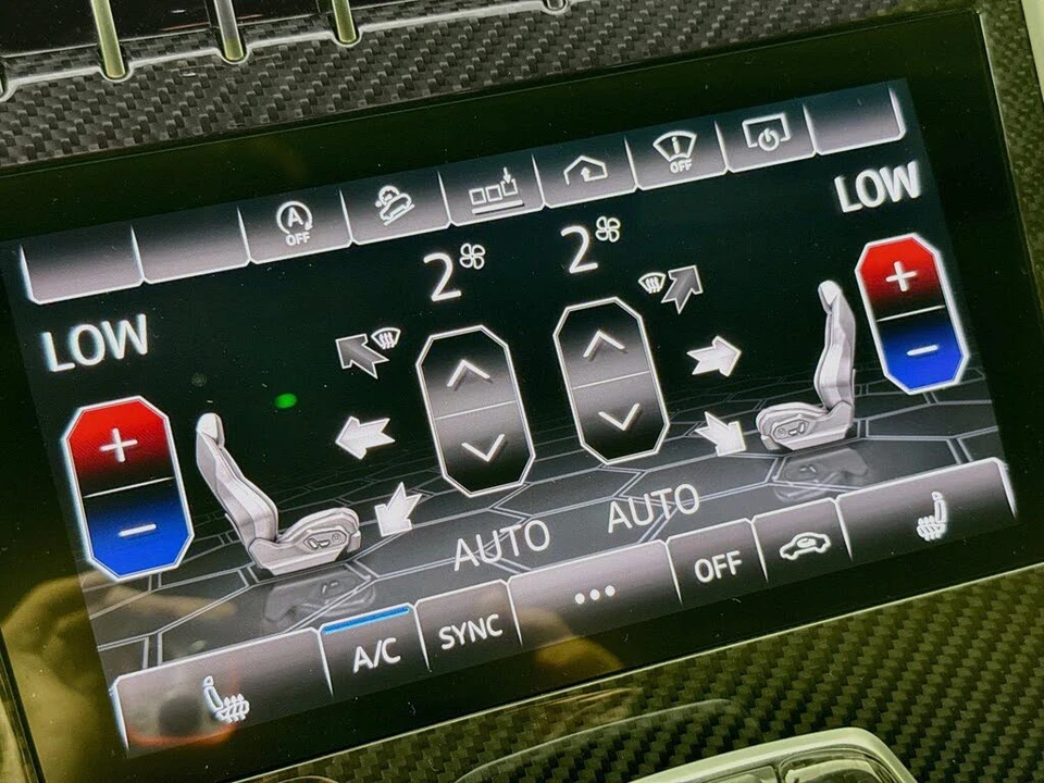 2020 Lamborghini Urus - Image 21 of 31