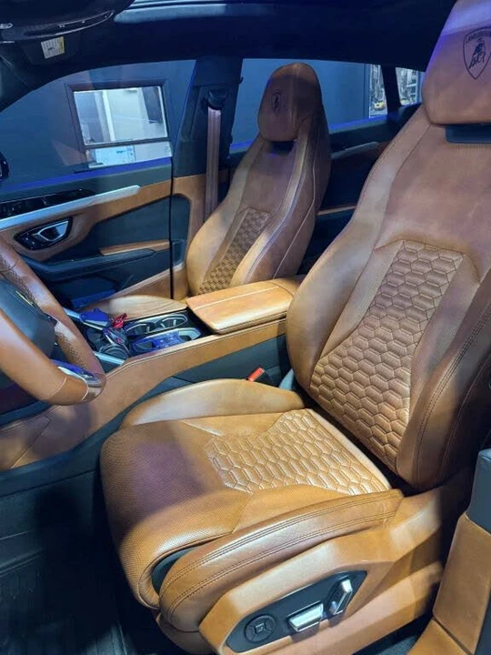 2020 Lamborghini Urus - Image 9 of 31