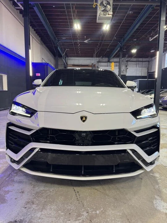 2020 Lamborghini Urus - Image 8 of 31