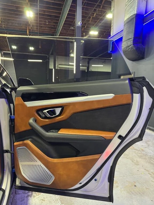 2020 Lamborghini Urus - Image 30 of 31
