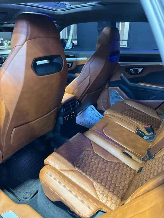2020 Lamborghini Urus - Image 20 of 31