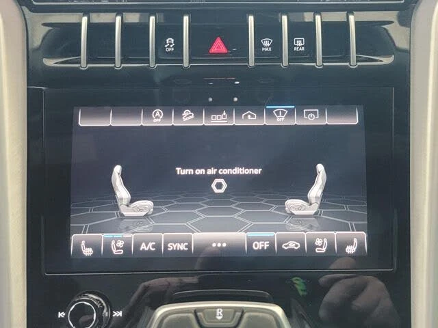 2020 Lamborghini Urus - Image 24 of 30