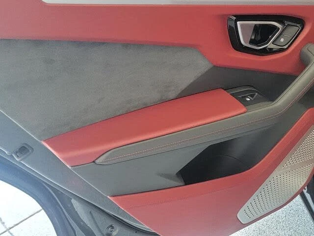2020 Lamborghini Urus - Image 9 of 30