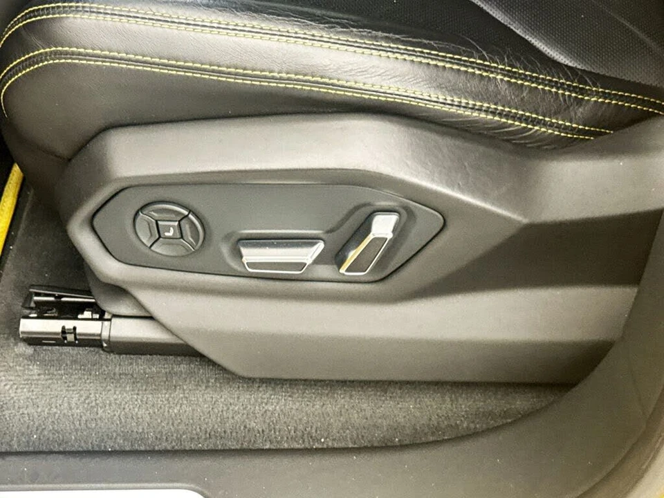 2020 Lamborghini Urus - Image 21 of 31