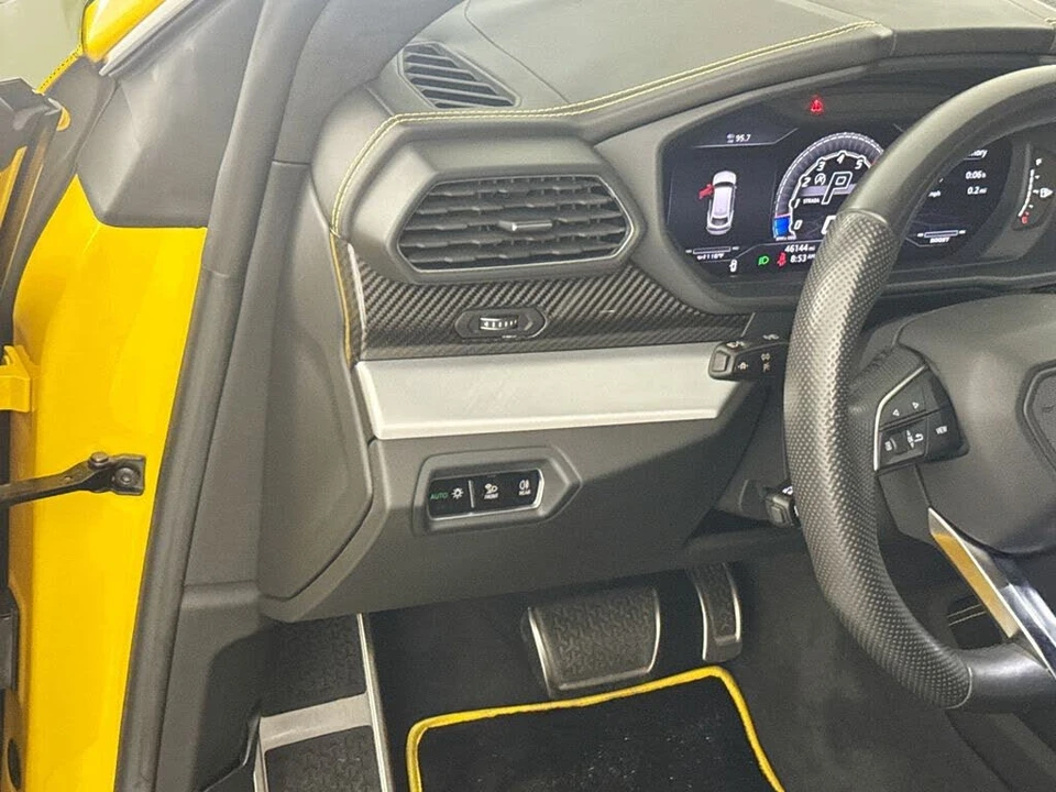 2020 Lamborghini Urus - Image 10 of 31