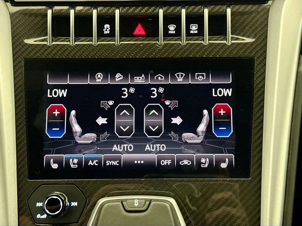 2020 Lamborghini Urus - Image 16 of 31