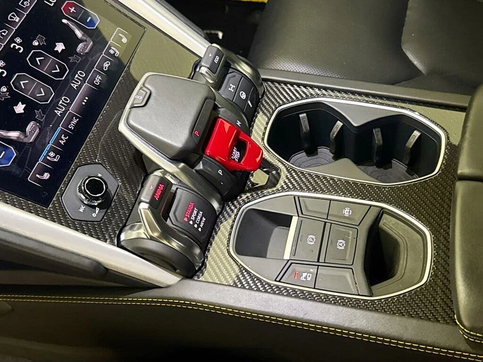 2020 Lamborghini Urus - Image 17 of 31