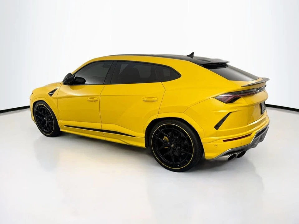 2020 Lamborghini Urus - Image 7 of 31
