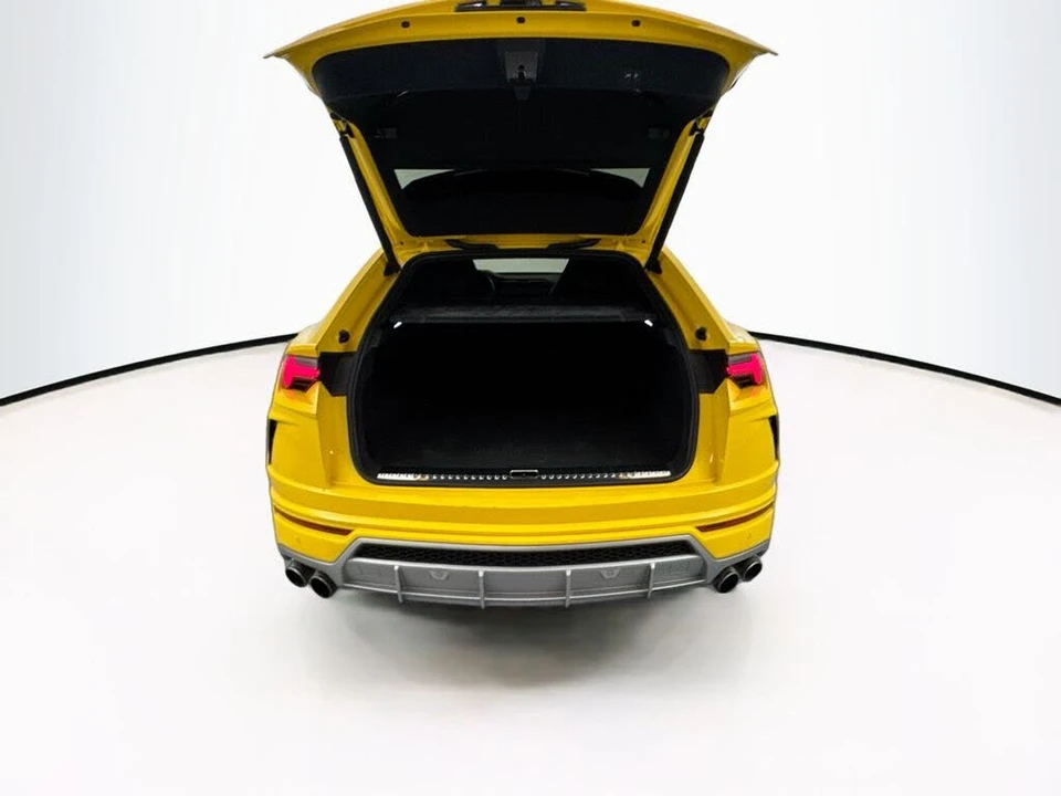 2020 Lamborghini Urus - Image 28 of 31