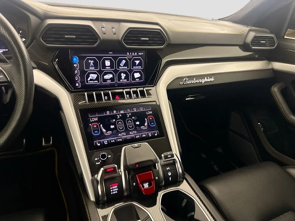 2020 Lamborghini Urus - Image 25 of 31