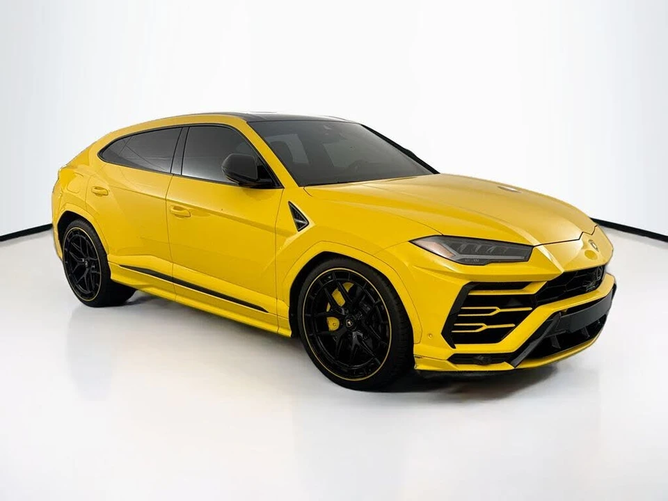 2020 Lamborghini Urus - Image 3 of 31